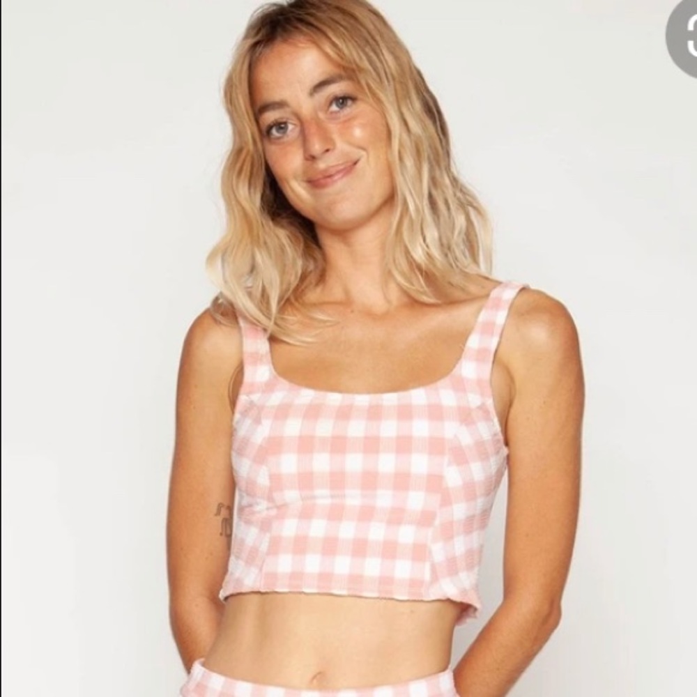Seea crop top